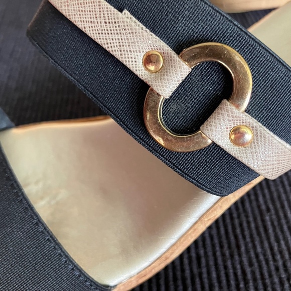 Italian Shoemakers wedge sandals size 7.5 / 8 - Black, beige, gold - Picture 3 of 5